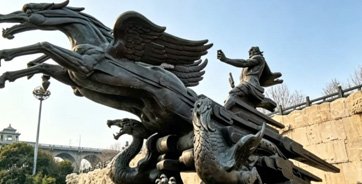 Yu the Great Inspecting the Nine Tripods from a Chariot—Bronze Sculpture—Approx. 3.8 meters tall—Located at the Yu the Great Mythical Garden on the Hanyang Riverside Promenade in Wuhan, Hubei Province