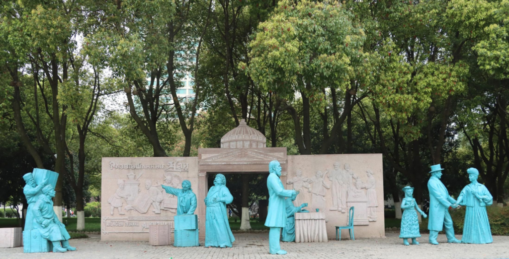 The Great Tea Road: A Monumental Sculptural Ensemble at the Hankou Riverfront